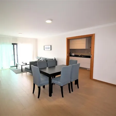 T2 Rocha Prime Sea View Penthouse *