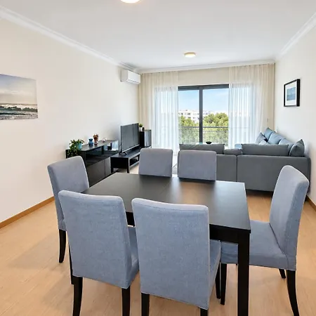 T2 Rocha Prime Sea View Penthouse * Portimão