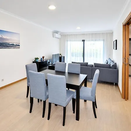 T2 Rocha Prime Sea View Penthouse