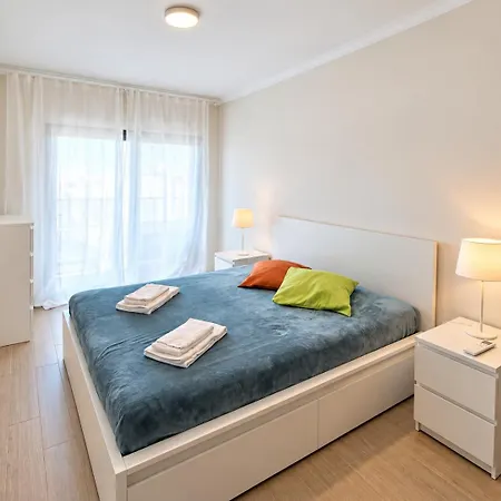T2 Rocha Prime Sea View Penthouse * Portimão