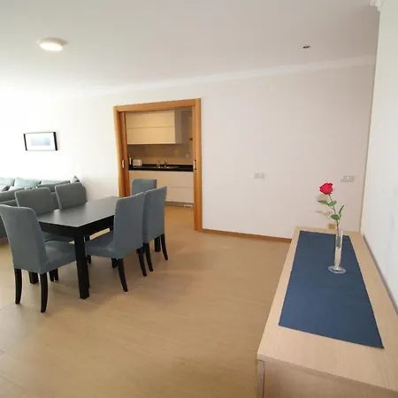 T2 Rocha Prime Sea View Penthouse Portimão