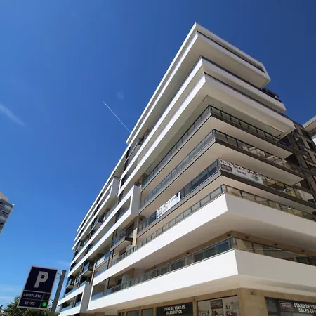 Апартаменти T2 Rocha Prime Sea View Penthouse *
